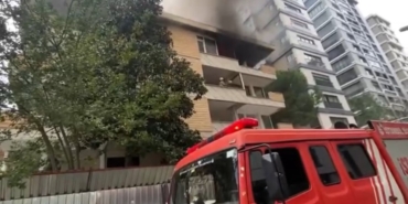 Kadıköy’de metruk binada çıkan yangın paniğe neden oldu