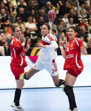 Kadın A Milli Hentbol Takımı, EURO Cup ilk maçında Macaristan’a mağlup oldu