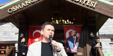 Uludağ’da yüzlerce kişi Cumhuriyetin izinde yürüdü