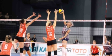 Eczacıbaşı Dynavit, deplasmanda set vermedi