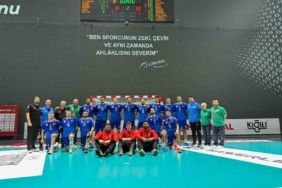 Nilüfer Belediyespor yoluna kayıpsız devam ediyor