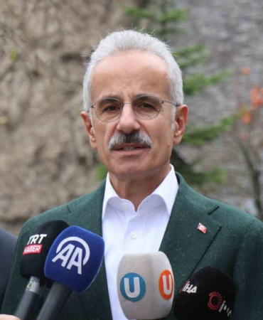 Ulaştırma ve Altyapı Bakanı Uraloğlu: "Kaptanın, ‘Dron saldırısı var’ diye yardım çağrısı olmuştu"