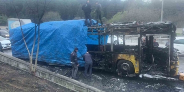 Eyüpsultan’da İETT otobüsü alev topuna döndü