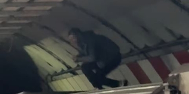 İstanbul’da metroda yaşanan ilginç anlar kamerada