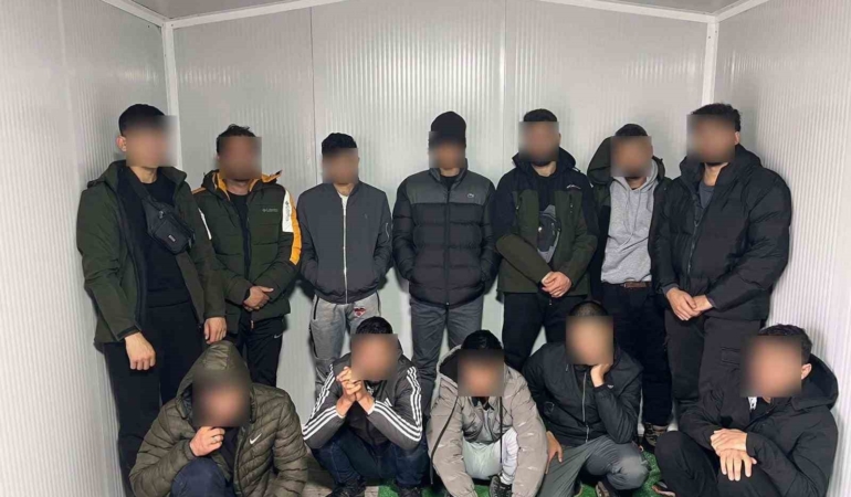 Tekirdağ’da göçmen kaçakçılığı operasyonu: 5 kişi tutuklandı, 19 göçmen yakalandı