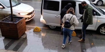 Fuhuş operasyonunda 5 kadın ve iş yeri sahibi yakalandı