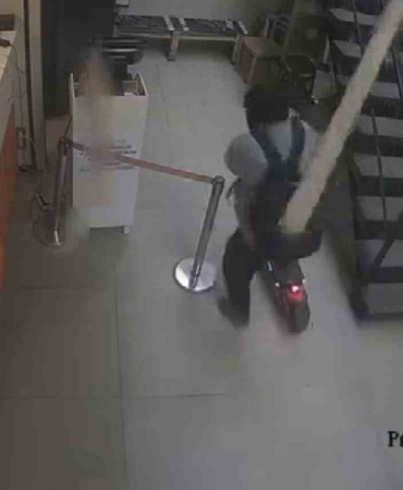 Ölümden kıl payı kurtuldu, o anlar kamerada