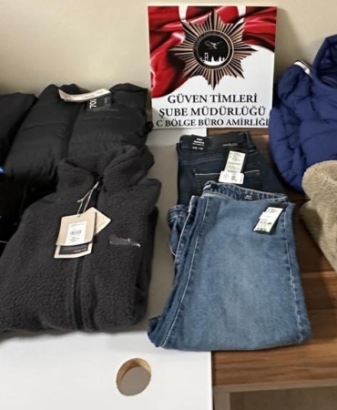 AVM’lerde kıyafet deneme bahanesiyle 1 milyon liralık vurgun: Nefes kesen operasyon kamerada