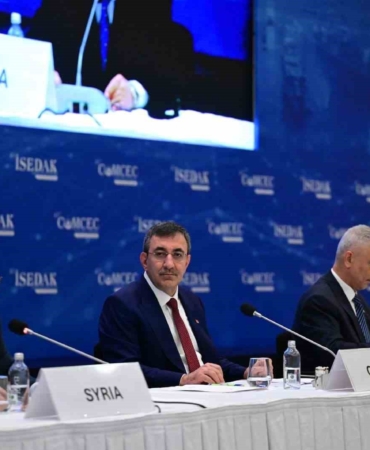 İSEDAK Bakanlar Toplantısı’na Suriye oturumları damga vurdu