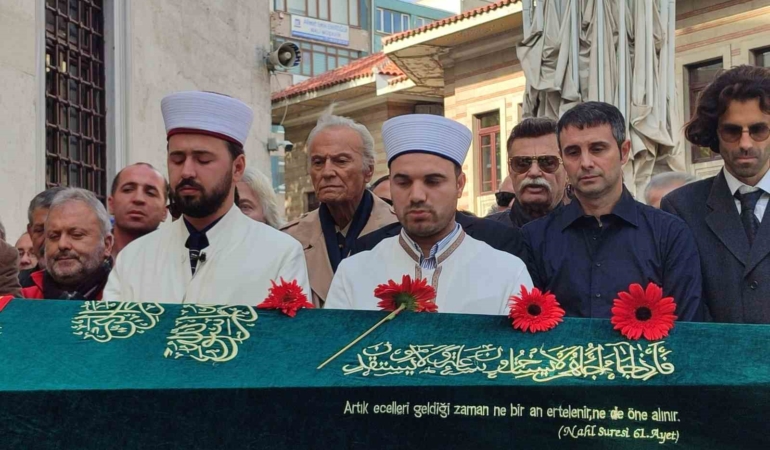 Yeşilçam’ın usta ismi Engin Çağlar son yolculuğuna uğurlandı
