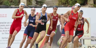 Milli sporculardan 19 madalya