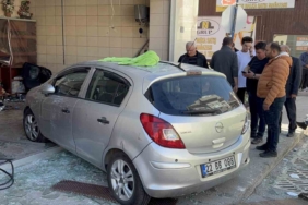 Edirne’de otomobil fırına girdi: 4 yaralı