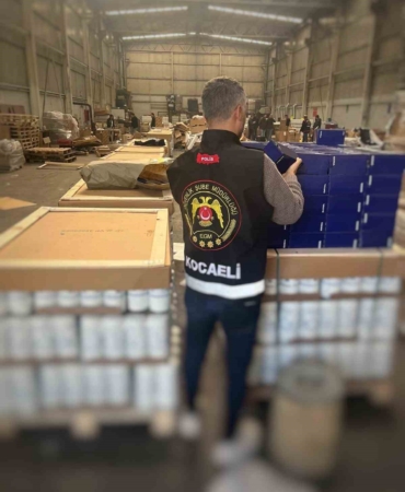 Kocaeli’de 15 milyon liralık sahte yedek parça ele geçirildi
