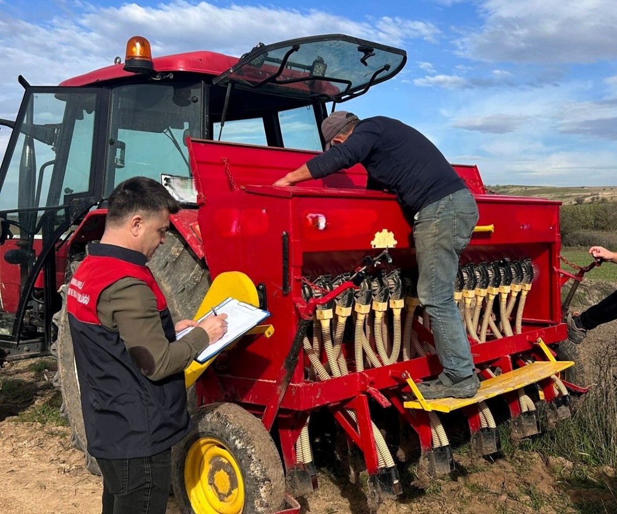 Pehlivanköy’de yerli ve milli arpa çeşidinin yaygınlaştırılması çalışmaları