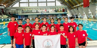 Körfezli yüzücüler Sakarya’da şampiyon oldu