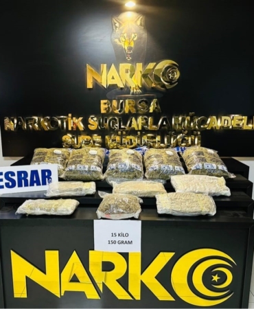 Bursa’da uyuşturucu operasyonu : 15 kilo esrar ele geçirildi