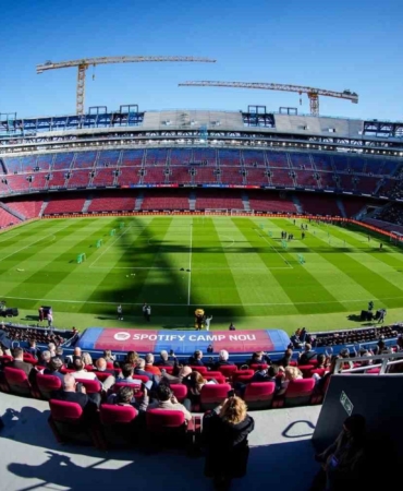 Barcelona yuvasına döndü