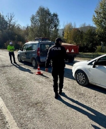 Bilecik’te göçmen kaçakçılığına yönelik denetim