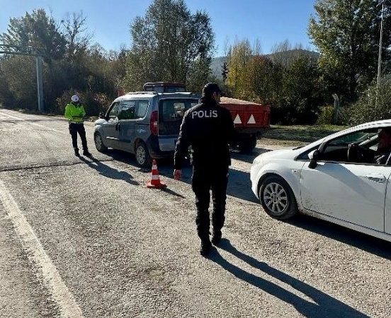 Bilecik’te göçmen kaçakçılığına yönelik denetim