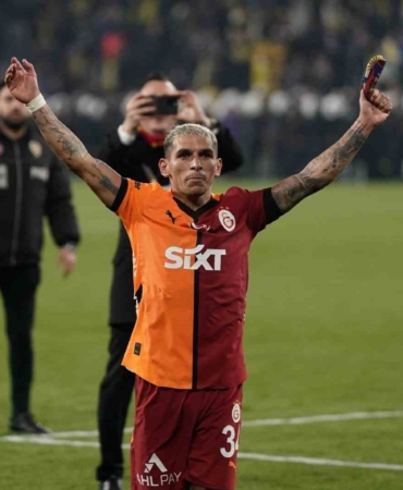 Galatasaray’da, Fenerbahçe derbilerinin en deneyimlileri Torreira ile Barış Alper