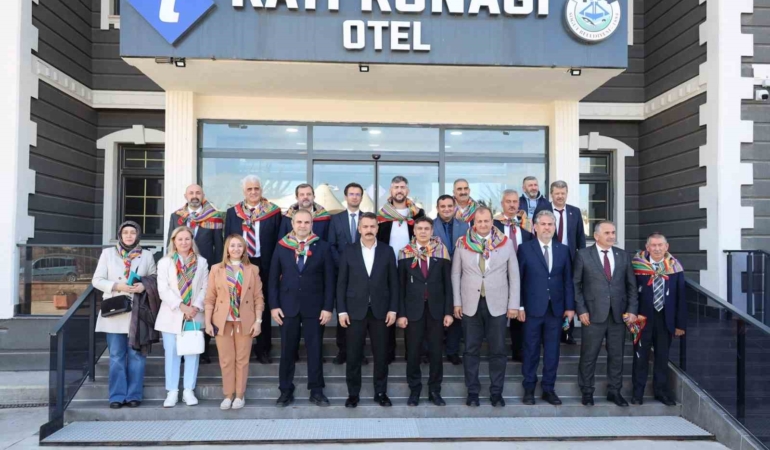 Söğüt, İpekyolu Belediyeler Birliği toplantısına ev sahipliği yaptı