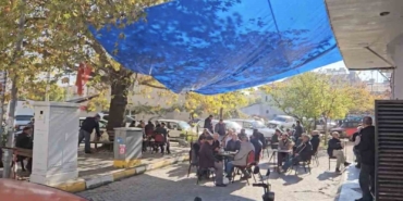 Sındırgı’da peş peşe depremler