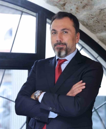 Türkiye’de altın rekor kırarken, gümüş yeni yatırım aracı haline geldi