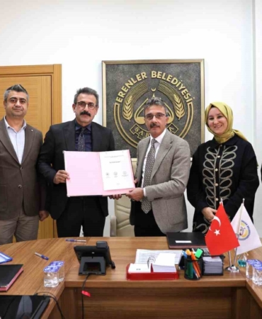 Eğitime değer veren proje: Erenler’de ‘Kantin Kart’ desteği devam ediyor