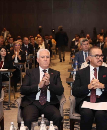 Bursa Büyükşehir Belediyesi’ne ’Akıllı Şehir’ ödülü