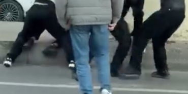 Maltepe E-5’te motorcular arasında çıkan kavgada tekme ve yumruklar havada uçuştu