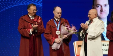 İstinye Üniversitesi Bilim Nişanı, Harvard Üniversitesi’nden Prof. Dr. Daniel Cahill’e takdim edildi