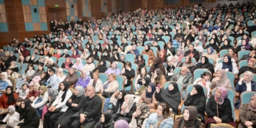 Esenyurt’ta "Zor Zamanlarda Aile Olabilmek" Söyleşisi yoğun ilgi gördü