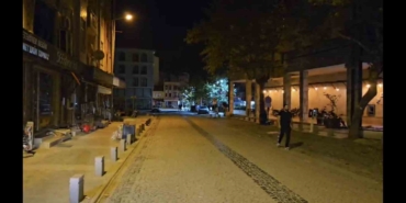 Sındırgı peş peşe depremlerle sarsıldı