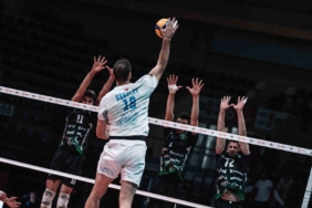 Efeler Ligi: Halkbank: 3 - Bursa B.B. Spor: 0