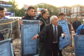 Beylikdüzü’nde esnaf ile zabıta karşı karşıya geldi, gergin anlar yaşandı