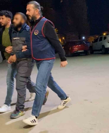 Uyuşturucu taciri otobüste yakalandı