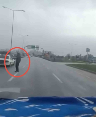 Ölüme davetiye çıkardı