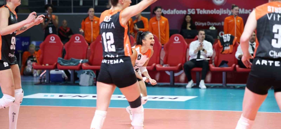 Sultanlar Ligi: Türk Hava Yolları: 0 - Eczacıbaşı Dynavit: 3