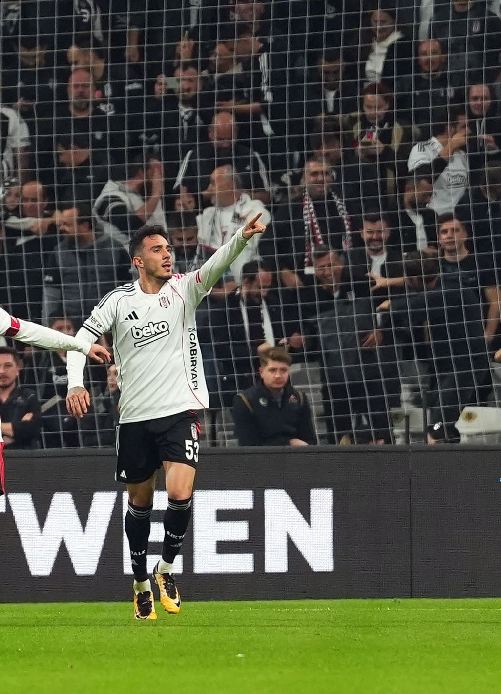 Emirhan Topçu, cezalı duruma düştü