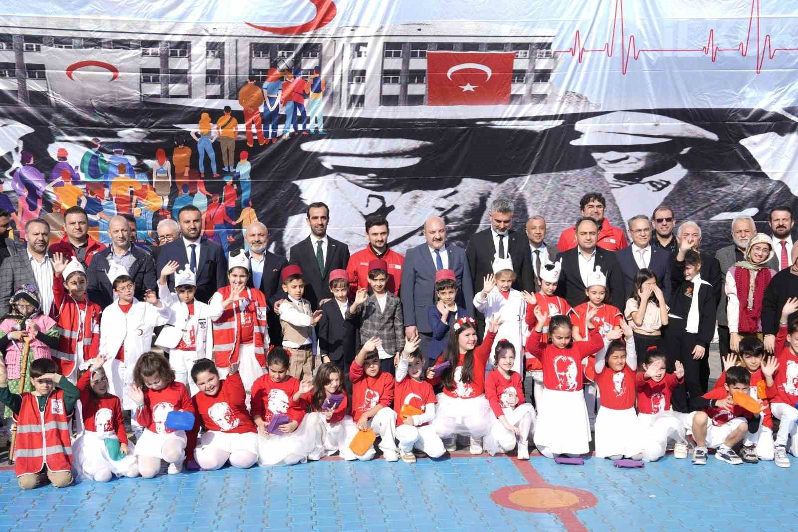 Kartal’da ‘Kızılay Haftası’ öğrenci etkinlikleriyle kutlandı