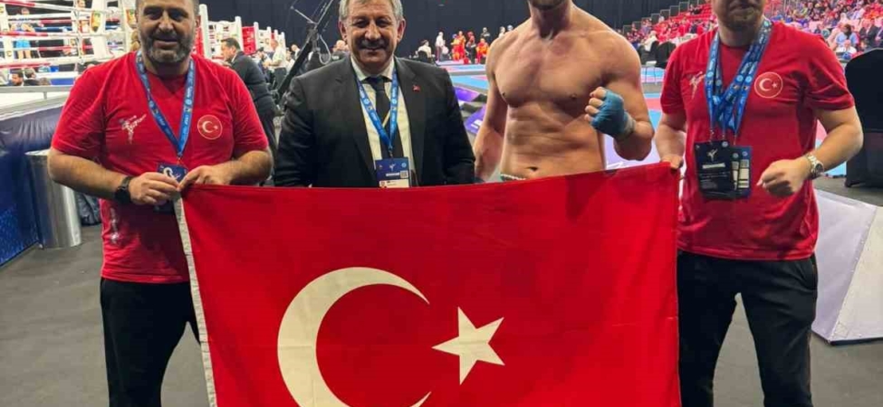 Milli kick boksçu Kadir Yıldırım, dünya şampiyonu oldu