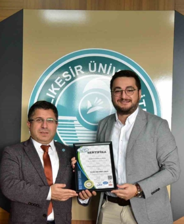 Balıkesir Üniversitesine, ISO 9001 belgesi