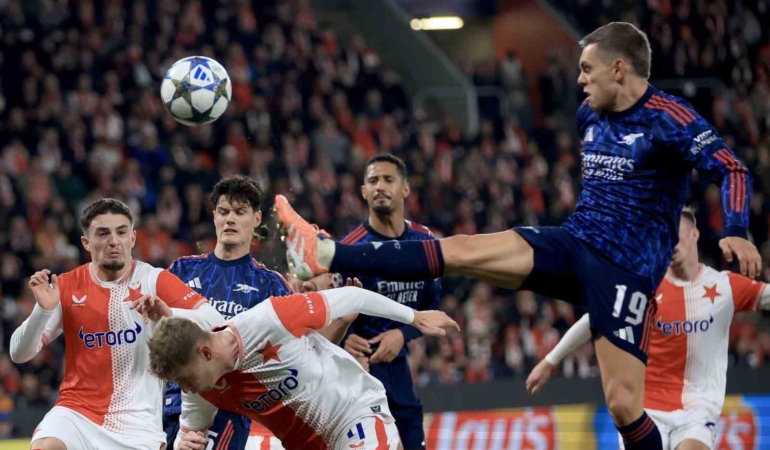 Arsenal, Şampiyonlar Ligi’nde 4’te 4 yaptı