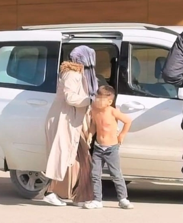 Üzerine kaynar su devrilen çocuk yaralandı