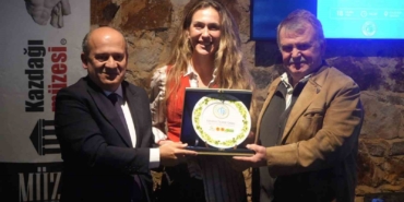 ’Dünya bir yana, ben bir yana’ söyleşisi