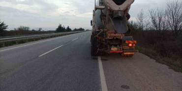 Babaeski’de beton mikseri ile otomobil çarpıştı: 1 yaralı