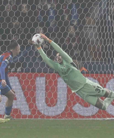 UEFA Avrupa Ligi: Viktoria Plzen: 0 - Fenerbahçe: 0 (Maç sonucu)