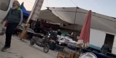 Pazarda uyuşturucu satarken yakalandı