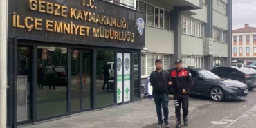 Gebze’de haklarında hapis cezası bulunan 2 hükümlü yakalandı