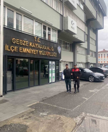Gebze’de haklarında hapis cezası bulunan 2 hükümlü yakalandı